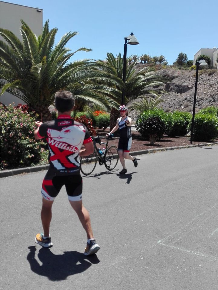 Triathlon Coach Bennie Lindberg hilft beim Wechseltraining